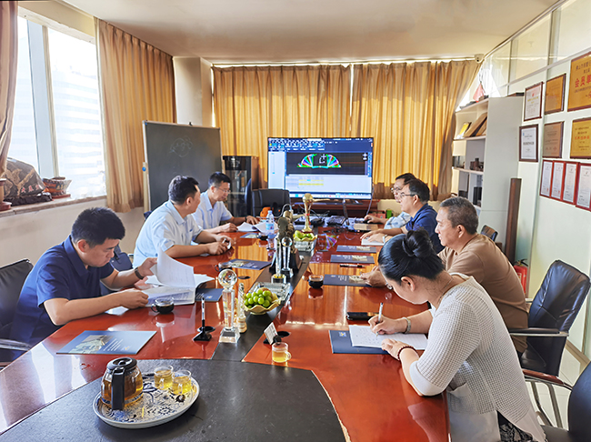 10月 先進(jìn)專用設(shè)備制造企業(yè)數(shù)字化轉(zhuǎn)型試點代表.jpg